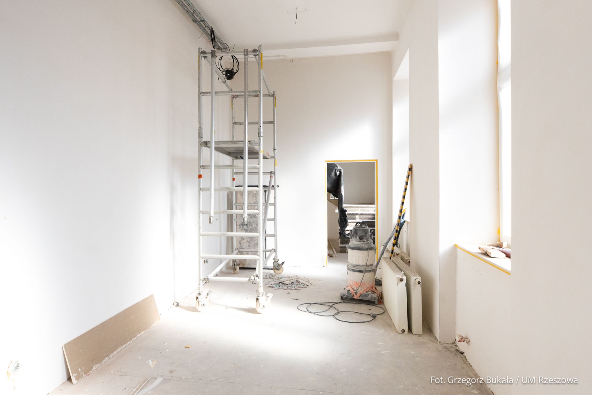 zdjęcie z modernizacji budynku III Liceum Ogołnokształcącego w Rzeszowie, fot. Grzegorz Bukała, Urząd Miasta Rzeszowa